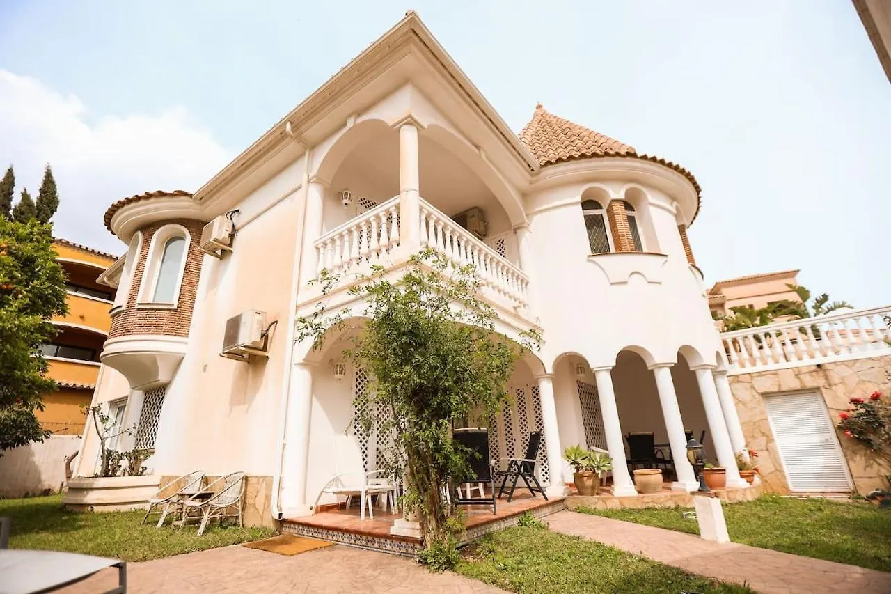 Villa W Private Pool, Bbq And Your Own Pool Table Fuengirola 0*,